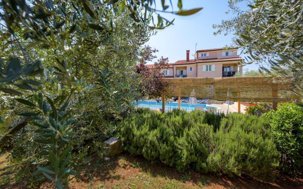 Villa Franka 113 Basanija Bagian luar foto