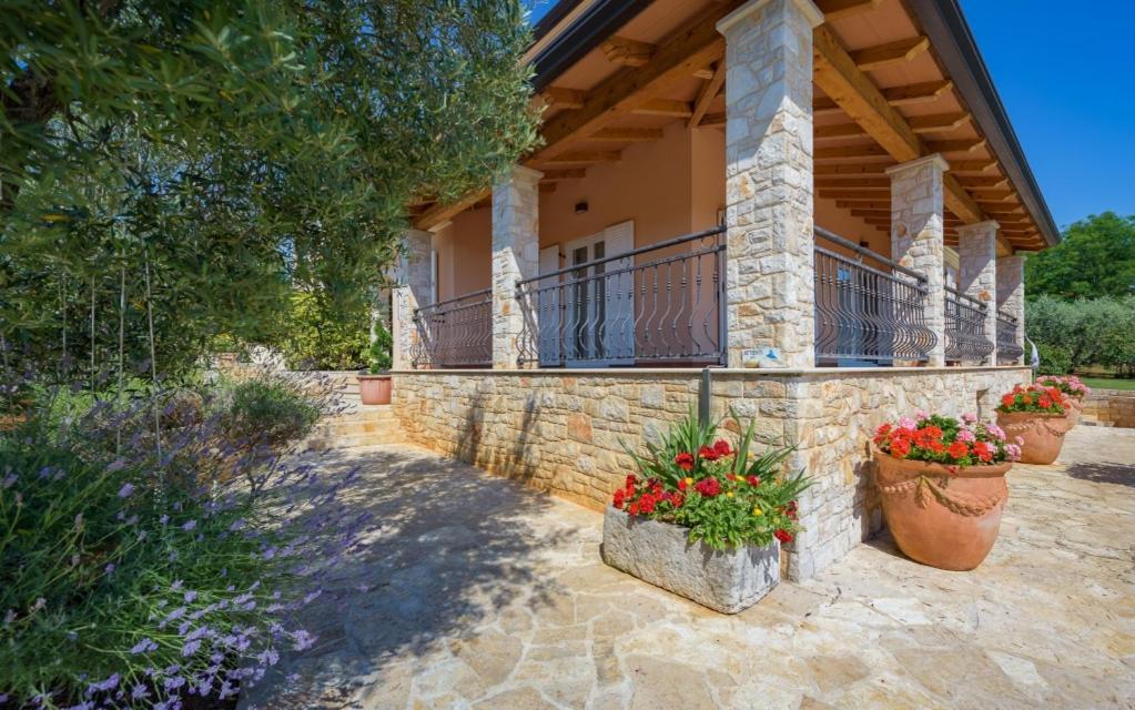 Villa Franka 113 Basanija Bagian luar foto