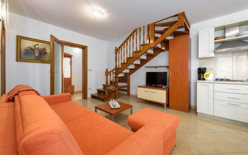 Villa Franka 113 Basanija Bagian luar foto
