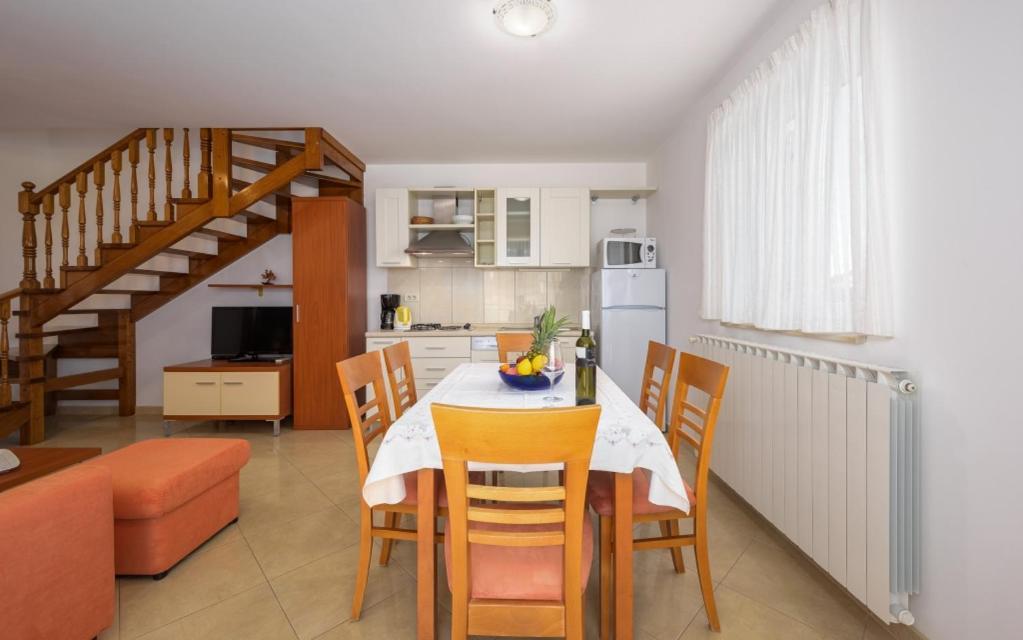 Villa Franka 113 Basanija Bagian luar foto