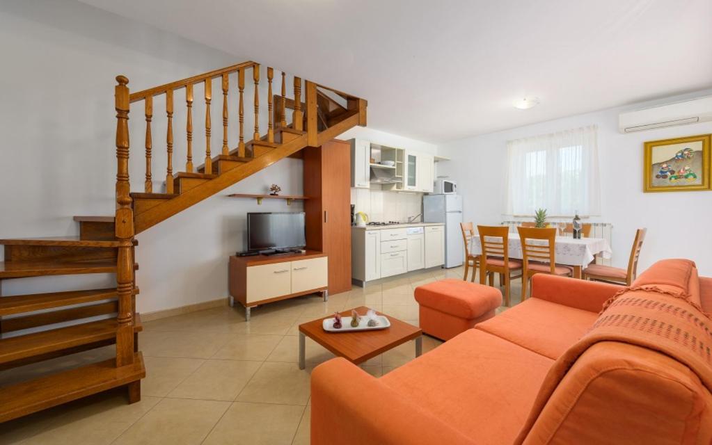 Villa Franka 113 Basanija Bagian luar foto