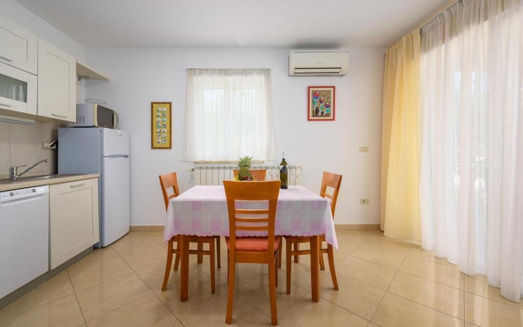Villa Franka 113 Basanija Bagian luar foto
